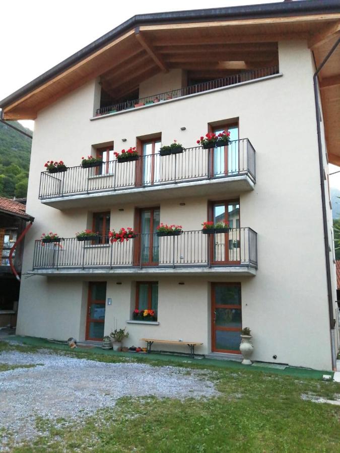 B&B Le Aquane Ono San Pietro Exterior photo
